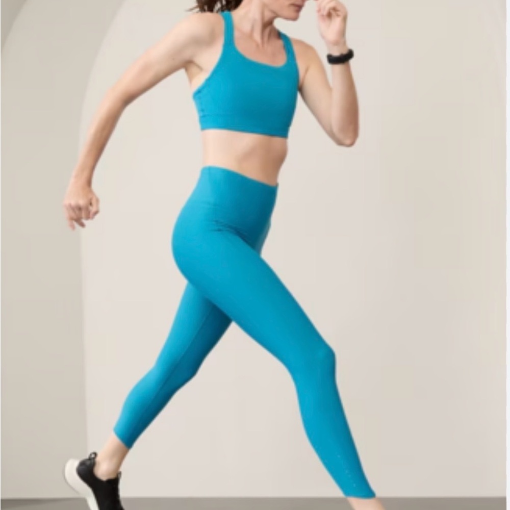 NWT Athleta Pacesetter 7/8 Tight Leggings - pacific blue